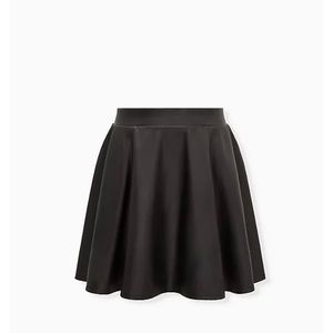 BLACK COATED PREMIUM PONTE SKATER MINI SKIRT